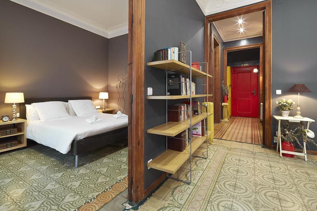 Fewdays Barcelona Apartments Экстерьер фото