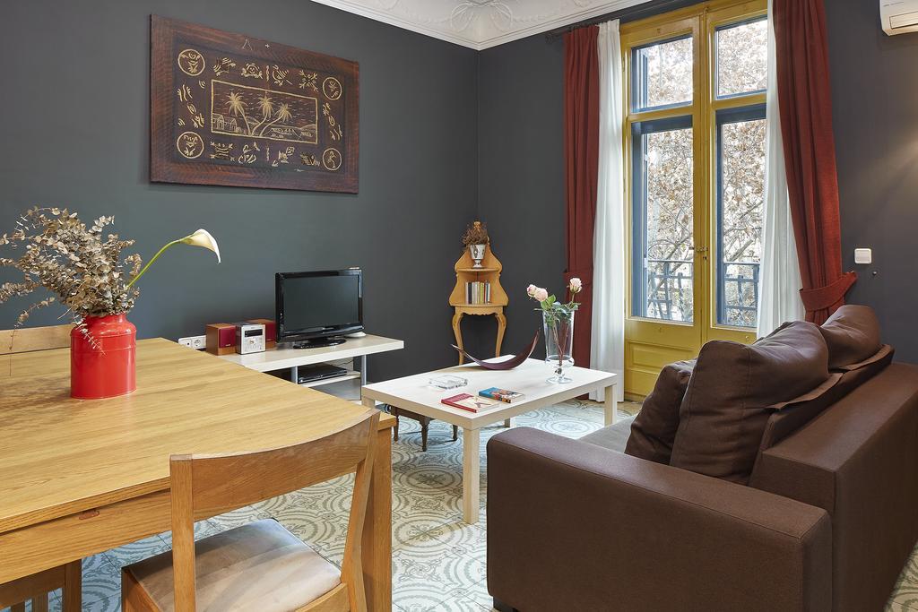 Fewdays Barcelona Apartments Экстерьер фото