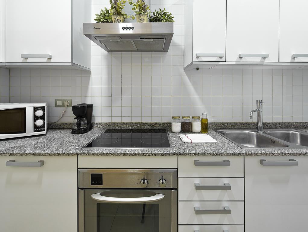 Fewdays Barcelona Apartments Экстерьер фото